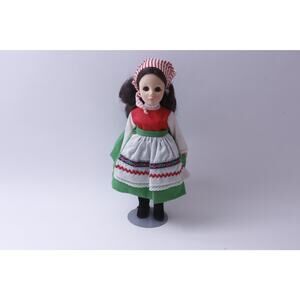 Effanbee National Costume, Dressed Doll, Brown Hair, Striped Shawl, Green Skirt,